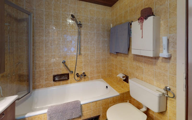 forellenstubeloferbathroom1.jpg