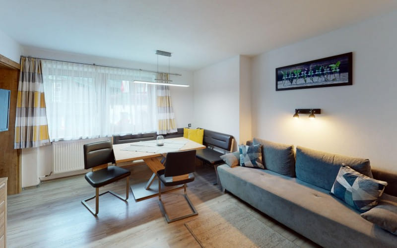 forellenstubeloferlivingroom3.jpg